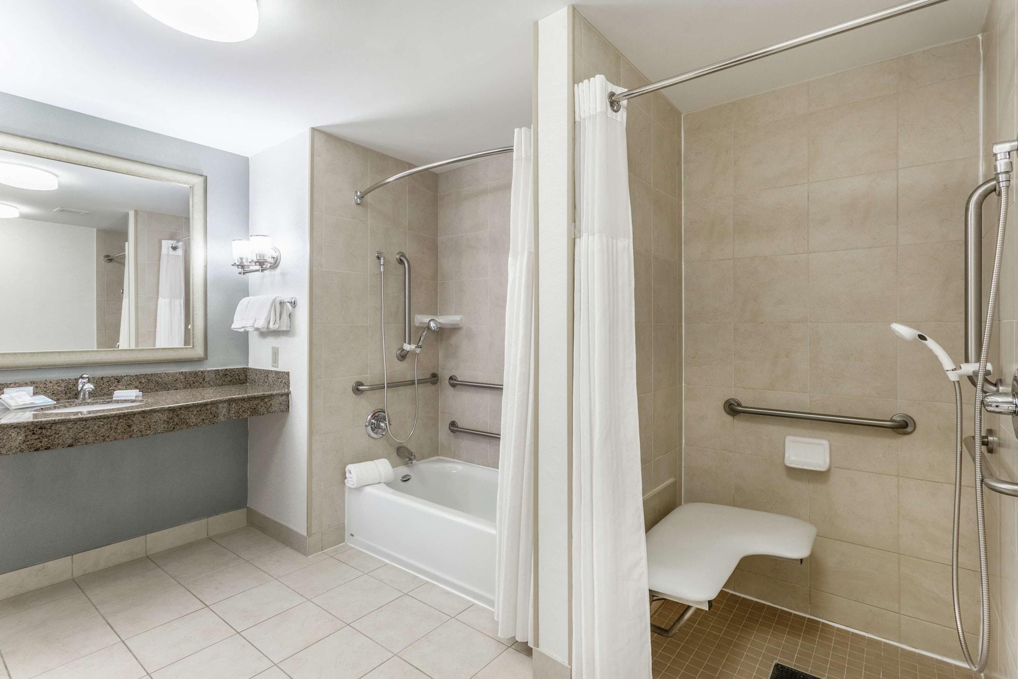Hilton Garden Inn Albany-Suny Area Kültér fotó